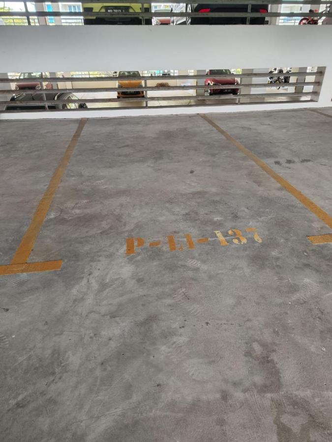Putra 1 Pool Homestay Bandar Seri Putra Kampong Sungai Buah Exterior photo