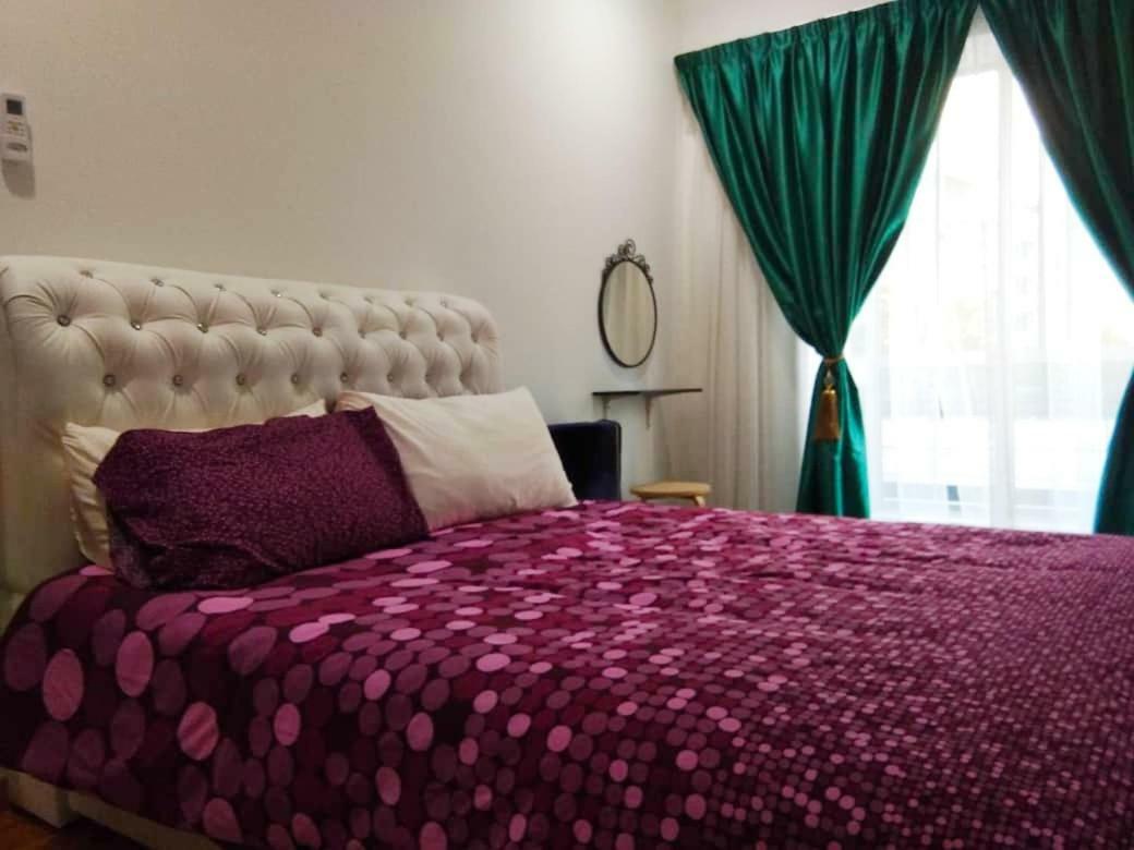 Putra 1 Pool Homestay Bandar Seri Putra Kampong Sungai Buah Exterior photo